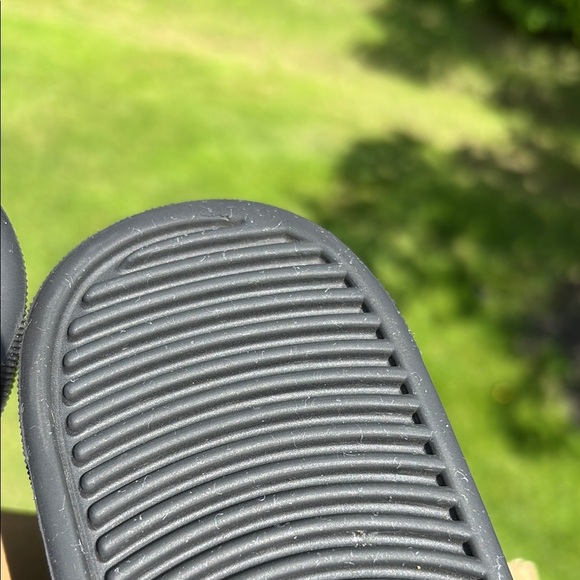 UGG Black Leather Low Top Sneakers for Everyday Comfort-NWB-Never Worn - Picture 5 of 13